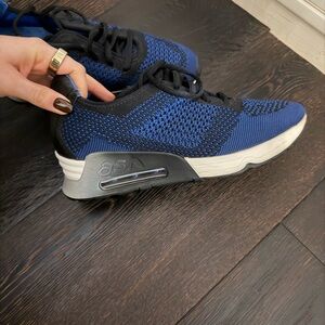 Women’s Knit Athletic Sneakers - Blue and Black